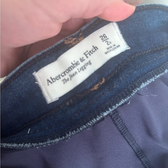 Abercrombie and Fitch Maternity Pull On Jeans Size 26 or Size 2 Minimalist - Picture 3 of 3